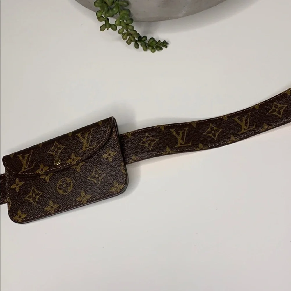 LOUIS VUITTON Ceinture Y2K Pochette Belt Bag Pouch brown monogram women EUC